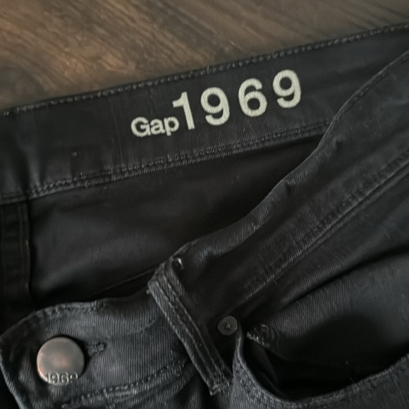 Black Gap Legging Jean - Picture 4 of 7